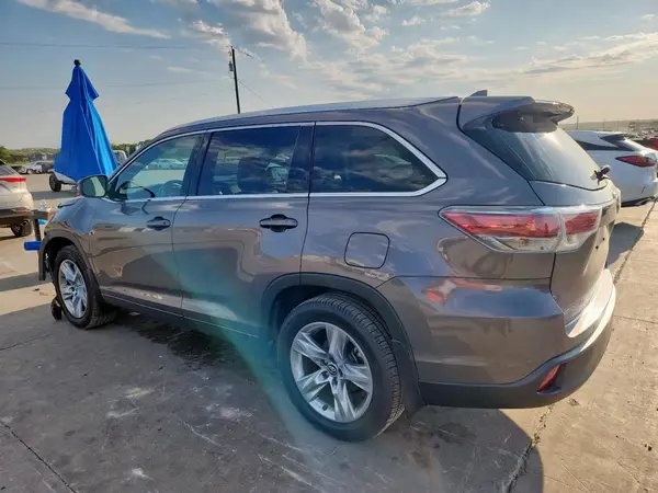 5TDYKRFH9GS156379 2016 TOYOTA HIGHLANDER - Image 2
