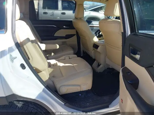 5TDYKRFH9GS168158 2016 TOYOTA HIGHLANDER - Image 8