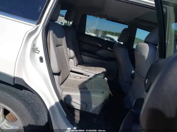 5TDYKRFH9GS169553 2016 TOYOTA HIGHLANDER - Image 8