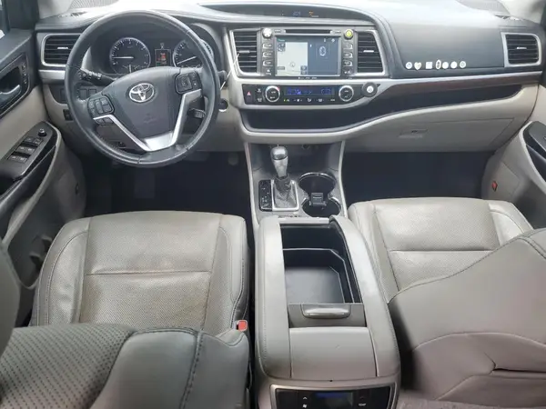 5TDYKRFH9GS169584 2016 TOYOTA HIGHLANDER - Image 8