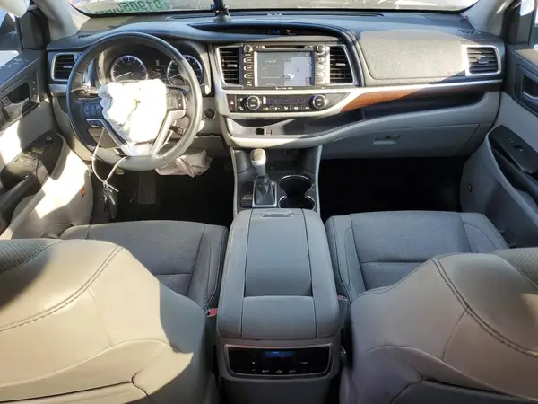 5TDYKRFH9GS169634 2016 TOYOTA HIGHLANDER - Image 8