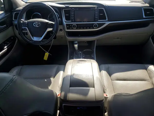 5TDYKRFHXGS132950 2016 TOYOTA HIGHLANDER - Image 8