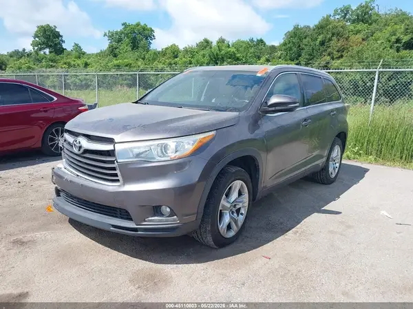 5TDYKRFHXGS163941 2016 TOYOTA HIGHLANDER - Image 2
