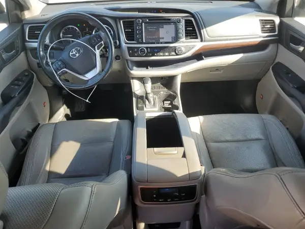5TDYKRFHXGS172137 2016 TOYOTA HIGHLANDER - Image 8