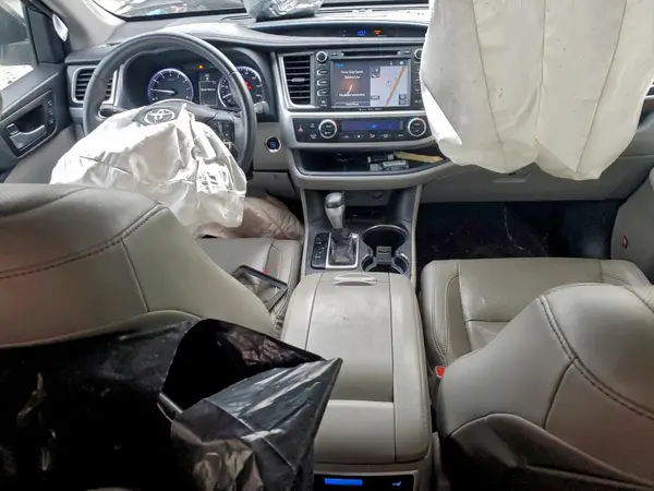 5TDYKRFHXGS173417 2016 TOYOTA HIGHLANDER - Image 8