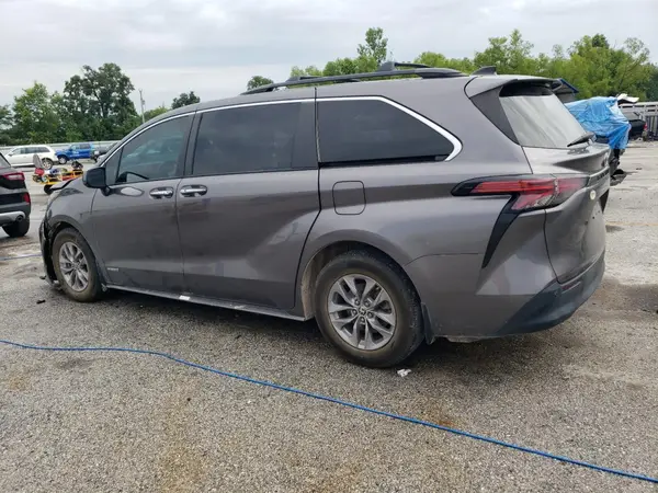 5TDYRKEC0MS009162 2021 TOYOTA SIENNA - Image 2