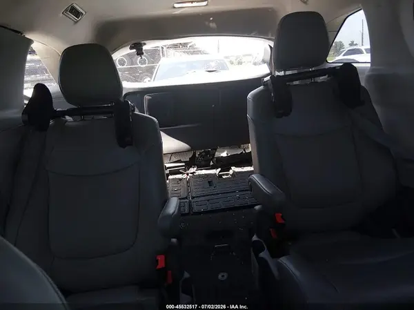 5TDYRKEC0MS022171 2021 TOYOTA SIENNA - Image 8