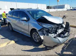 5TDYRKEC0MS024065 2021 TOYOTA SIENNA