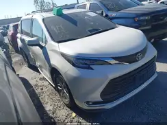 5TDYRKEC0MS027340 2021 TOYOTA SIENNA