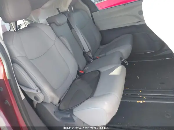 5TDYRKEC0MS027984 2021 TOYOTA SIENNA - Image 8