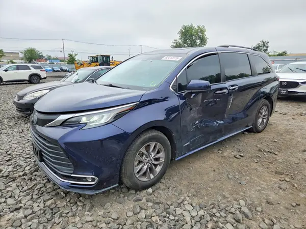 5TDYRKEC0MS028357 2021 TOYOTA SIENNA - Image 1
