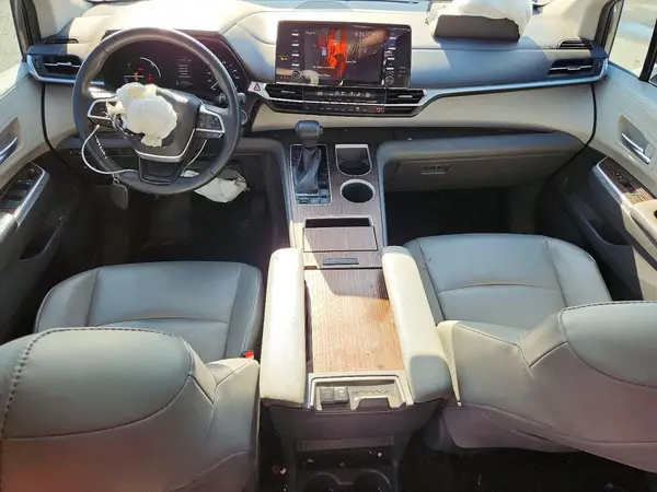 5TDYRKEC0MS032666 2021 TOYOTA SIENNA - Image 8