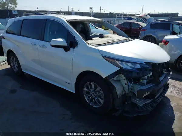 5TDYRKEC0MS034742 2021 TOYOTA SIENNA - Image 1