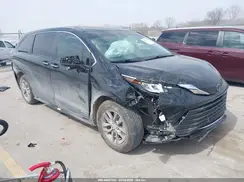 5TDYRKEC0MS054201 2021 TOYOTA SIENNA