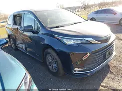 5TDYRKEC0MS055784 2021 TOYOTA SIENNA