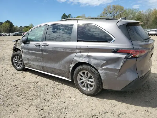 5TDYRKEC0MS066655 2021 TOYOTA SIENNA - Image 2