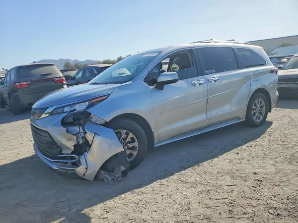 5TDYRKEC0NS094392 2022 TOYOTA SIENNA - Image 1