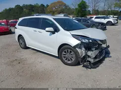 5TDYRKEC0NS106234 2022 TOYOTA SIENNA