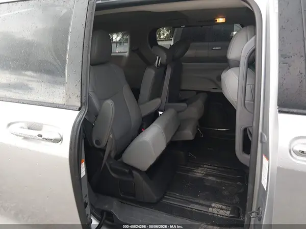 5TDYRKEC0NS106959 2022 TOYOTA SIENNA - Image 8