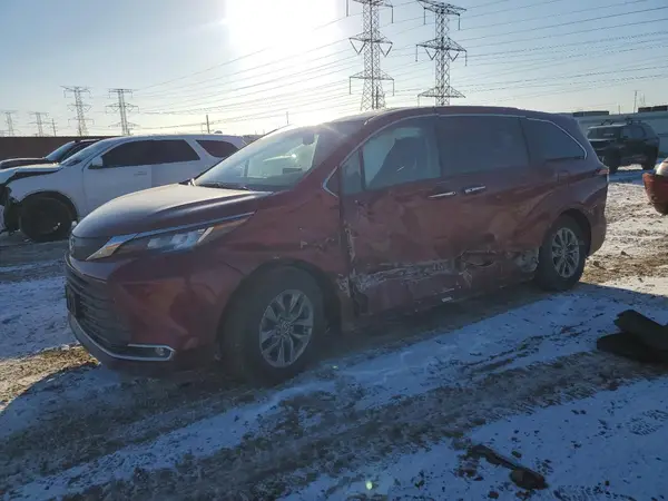 5TDYRKEC0NS114544 2022 TOYOTA SIENNA - Image 1