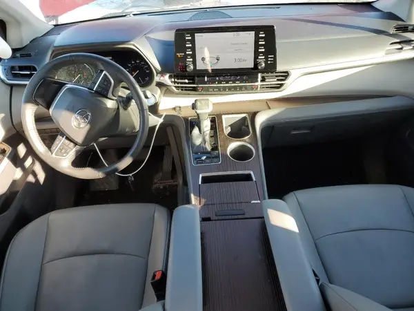 5TDYRKEC0NS114544 2022 TOYOTA SIENNA - Image 8