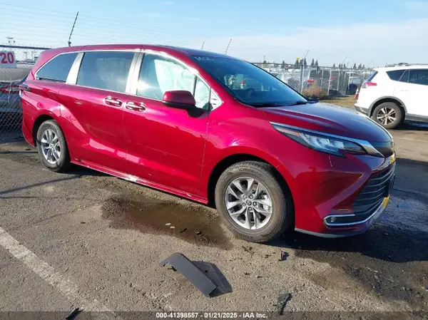 5TDYRKEC0NS118500 2022 TOYOTA SIENNA - Image 1