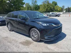 5TDYRKEC0NS131828 2022 TOYOTA SIENNA