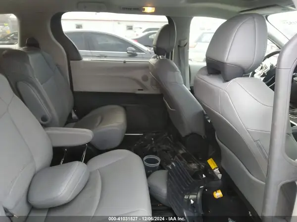 5TDYRKEC0NS134129 2022 TOYOTA SIENNA - Image 8