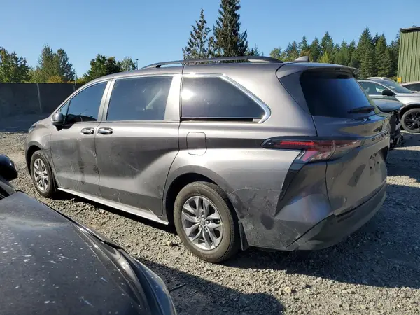 5TDYRKEC0PS155288 2023 TOYOTA SIENNA - Image 2