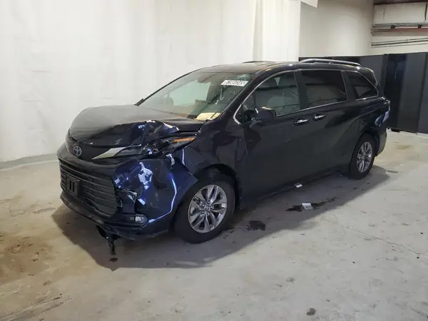 5TDYRKEC0SS237952 2025 TOYOTA SIENNA - Image 1