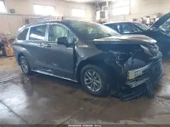 5TDYRKEC0SS289999 2025 TOYOTA SIENNA