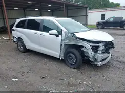 5TDYRKEC0TS293276 2026 TOYOTA SIENNA