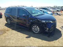 5TDYRKEC0TS325465 2026 TOYOTA SIENNA