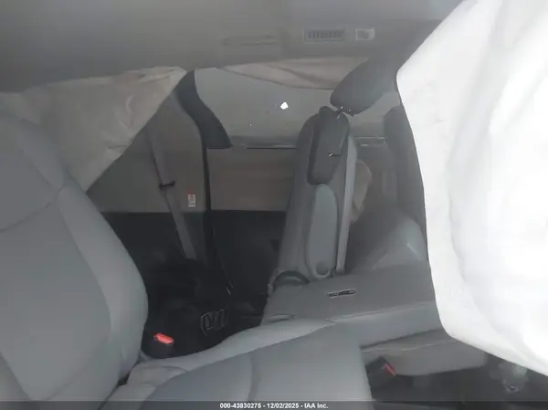 5TDYRKEC1MS005816 2021 TOYOTA SIENNA - Image 8