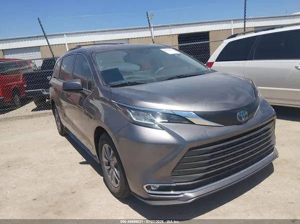 5TDYRKEC1MS016587 2021 TOYOTA SIENNA - Image 1