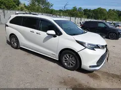 5TDYRKEC1MS028271 2021 TOYOTA SIENNA