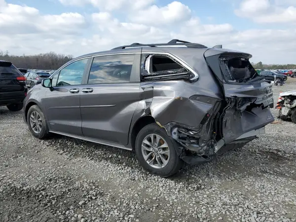 5TDYRKEC1MS072223 2021 TOYOTA SIENNA - Image 2