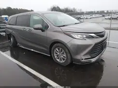5TDYRKEC1NS076743 2022 TOYOTA SIENNA
