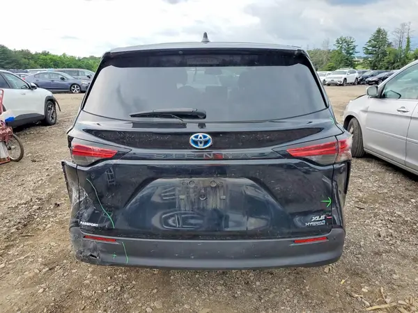 2022 TOYOTA SIENNA auction photo 6