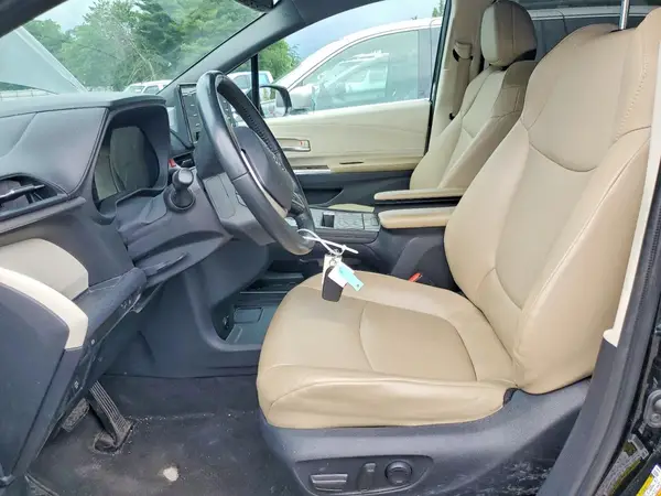 2022 TOYOTA SIENNA auction photo 7