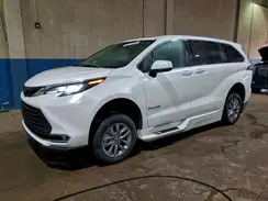 5TDYRKEC1NS100250 2022 TOYOTA SIENNA