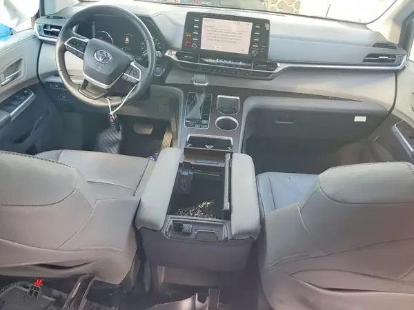 5TDYRKEC1NS101866 2022 TOYOTA SIENNA - Image 8