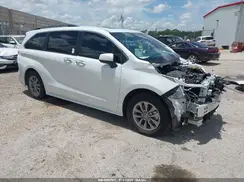 5TDYRKEC1NS109773 2022 TOYOTA SIENNA