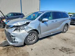 5TDYRKEC1NS114813 2022 TOYOTA SIENNA