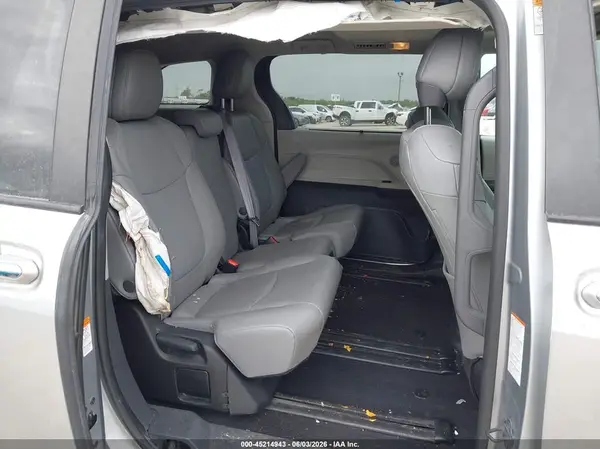 5TDYRKEC1NS125570 2022 TOYOTA SIENNA - Image 8