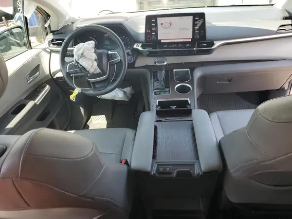 5TDYRKEC1PS136815 2023 TOYOTA SIENNA - Image 8