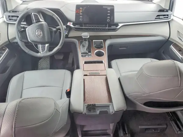 5TDYRKEC1PS157406 2023 TOYOTA SIENNA - Image 8