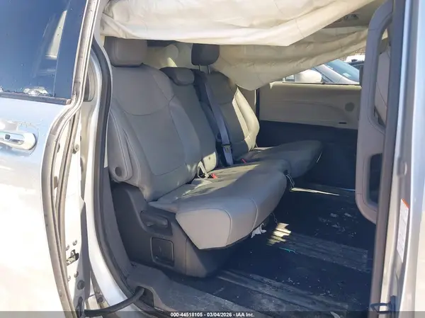 5TDYRKEC1PS164078 2023 TOYOTA SIENNA - Image 8