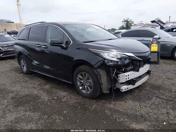 5TDYRKEC1PS168647 2023 TOYOTA SIENNA - Image 1