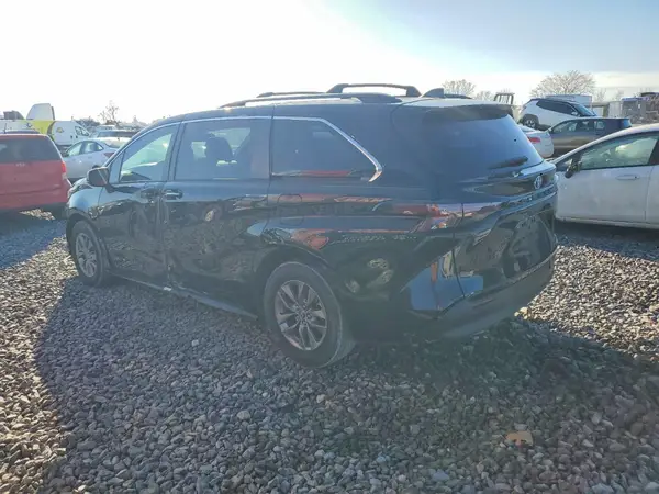 5TDYRKEC1PS178854 2023 TOYOTA SIENNA - Image 2